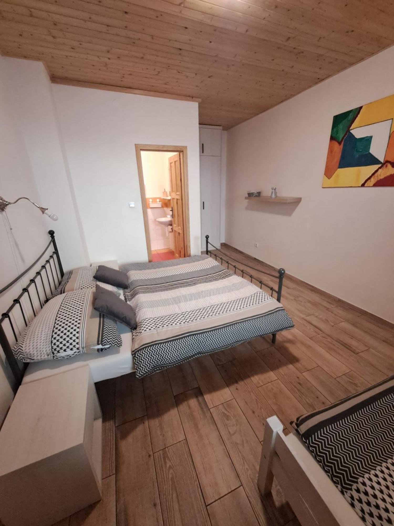 Ubytování u Malinkovičů Břeclav Esterno foto